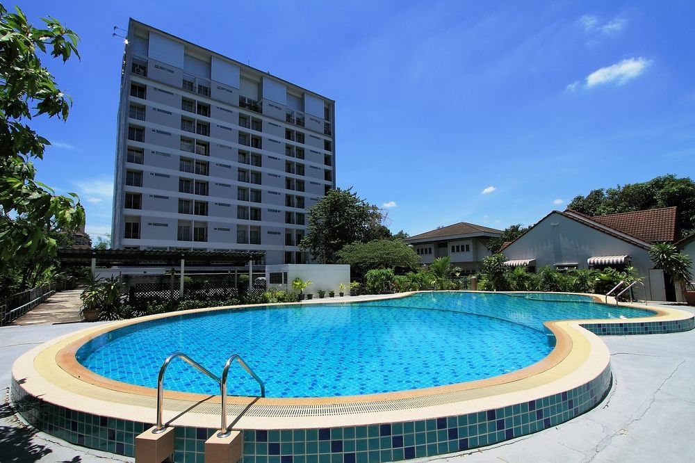 lily hotel bangkok