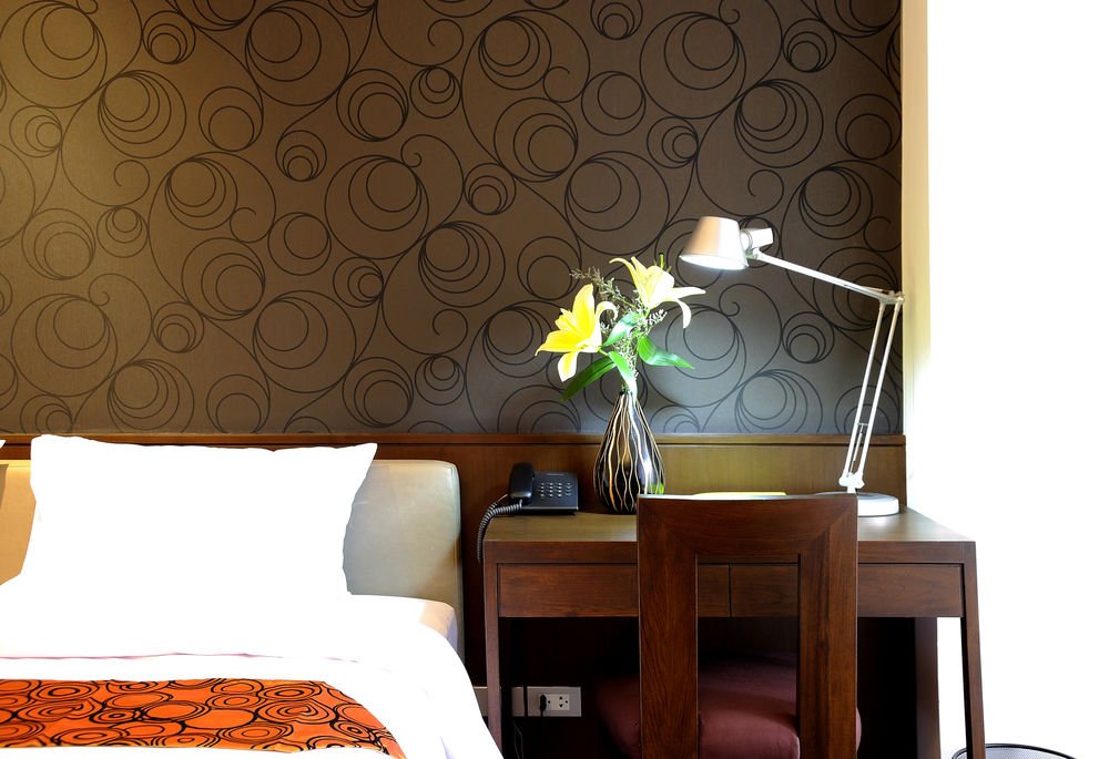lily hotel bangkok