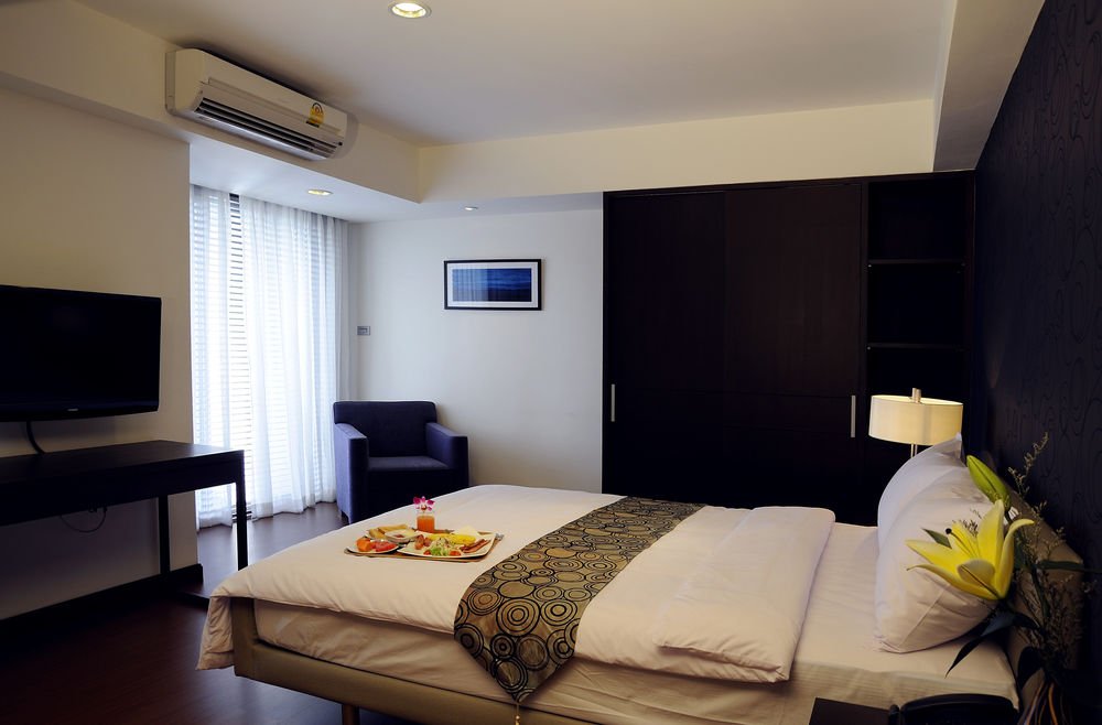 lily hotel bangkok