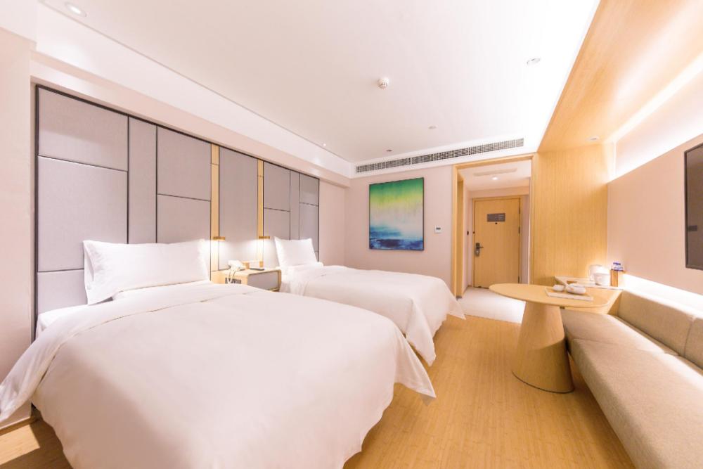 ji hotel shenyang qigong street metro station