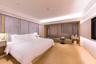 ji hotel shenyang qigong street metro station