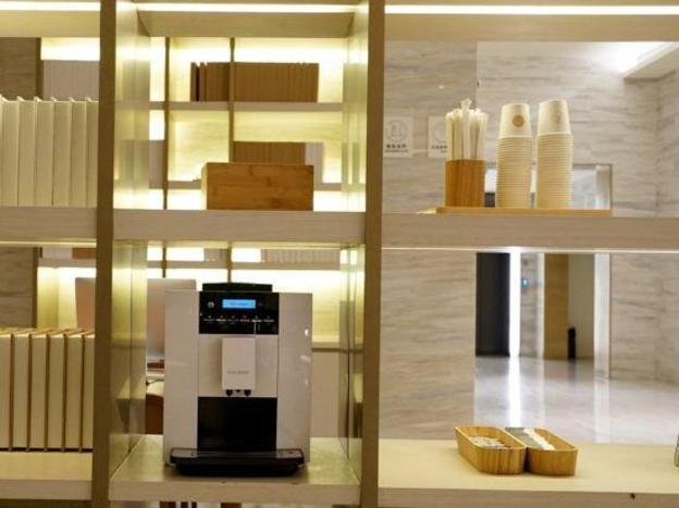 ji hotel shenyang qigong street metro station