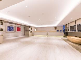 ji hotel shenyang qigong street metro station
