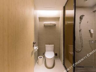 ji hotel shenyang qigong street metro station