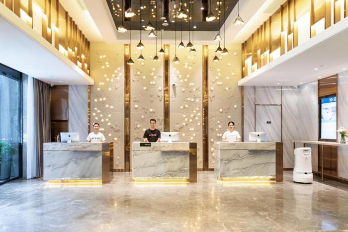 nanchang high tech aixihu atour hotel