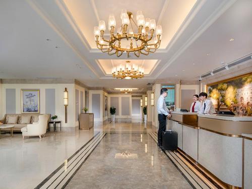 vienna hotel ai rong