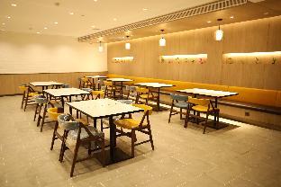 hanting premium hotel zhangjiakou xuanhua north railway station