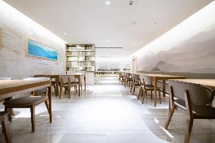 ji hotel urumqi railway bureau satellite plaza