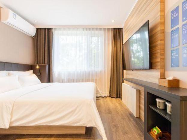 hanting premium hotel dalian liaoning normal university metro station