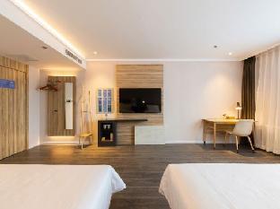 Hanting Premium Hotel Dalian Liaoning Normal University Metro Station,,3 star
