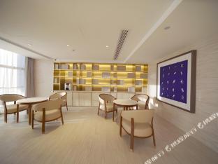 ji hotel renmin university of china metro station