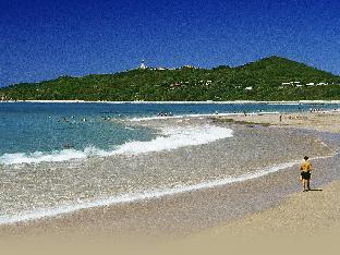 main beach apartments