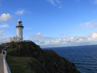 main beach apartments