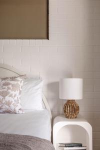 main beach apartments