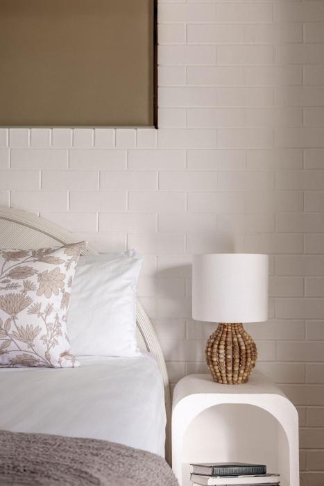 main beach apartments