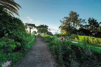 quinta funchal gardens adults only