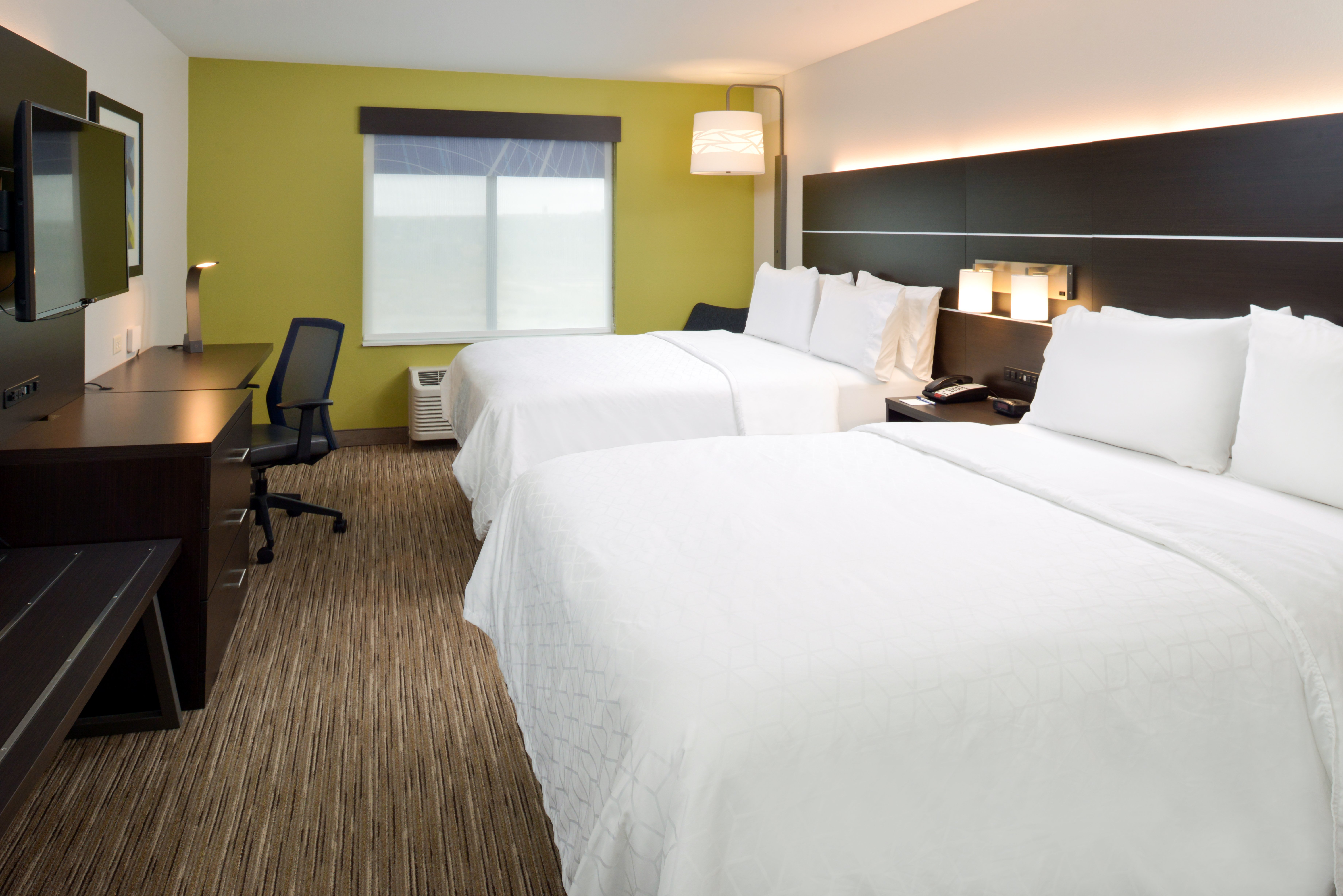 holiday inn express and suites pueblo north by ihg