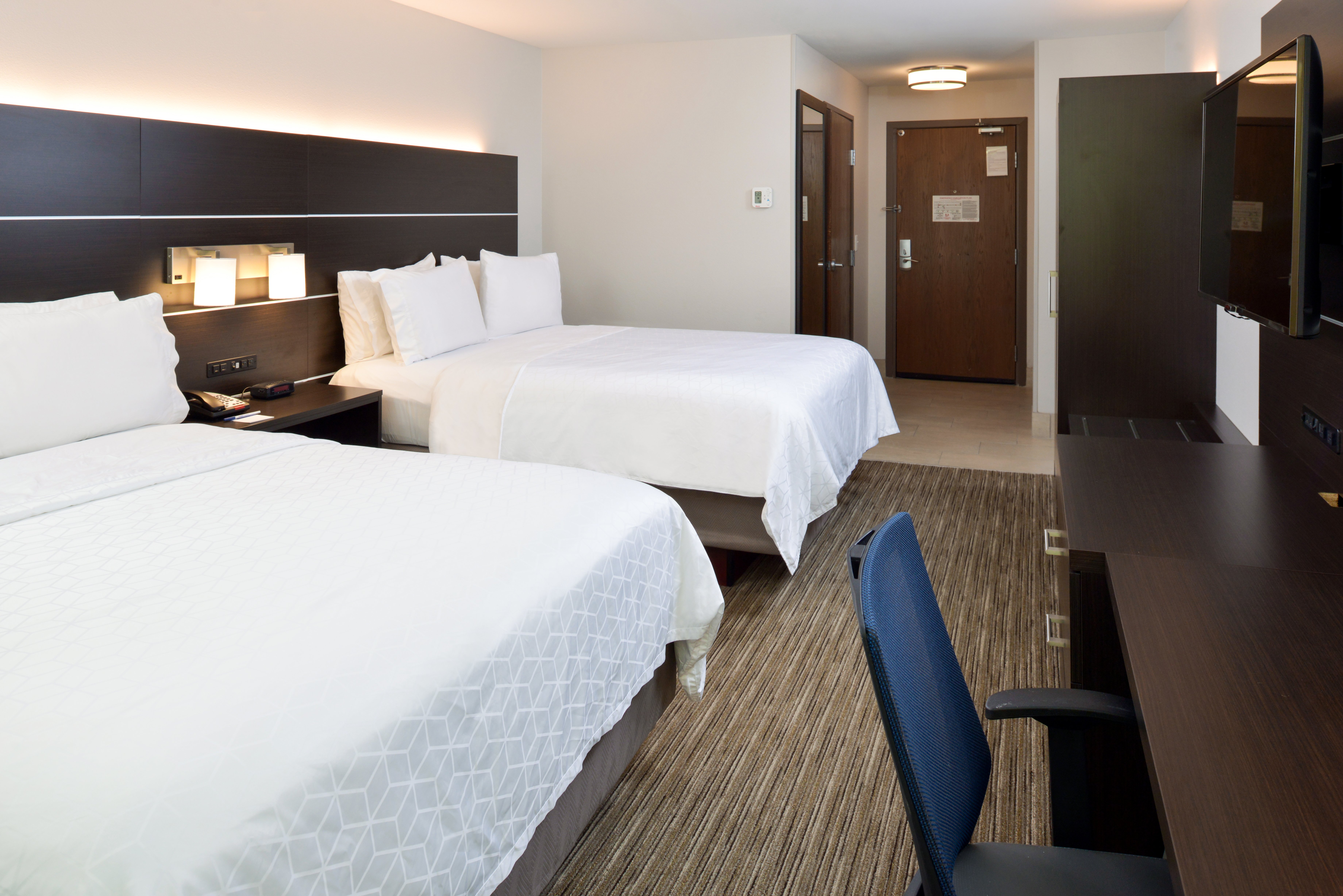 holiday inn express and suites pueblo north by ihg