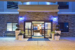 holiday inn express and suites pueblo north by ihg