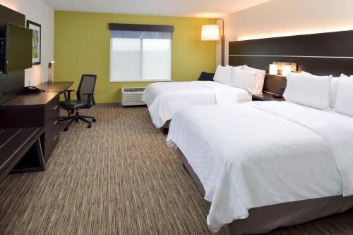 holiday inn express and suites pueblo north by ihg