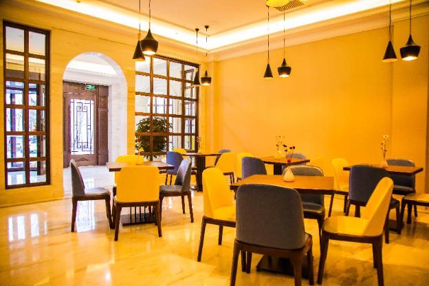 starway hotel golmud yanqiao nan road vehicle spare parts market