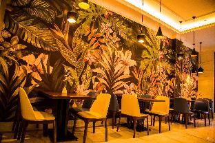 starway hotel golmud yanqiao nan road vehicle spare parts market