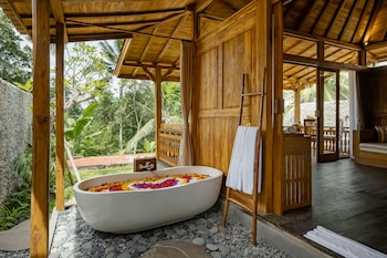 anandari ubud villa
