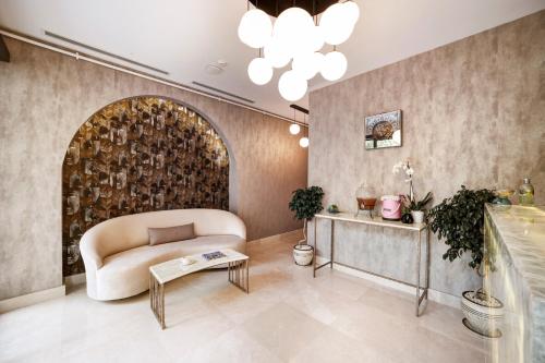 the pearl suites