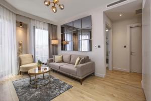 the pearl suites
