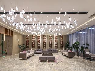 Lavande Hotel Ezhou Evergrande Capital,,3 star