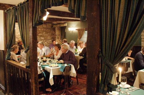 the bear hotel crickhowell