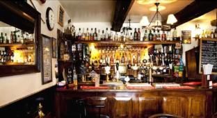 the bear hotel crickhowell