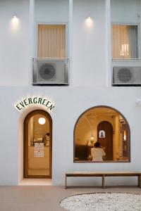 evergreen cafe and hotel