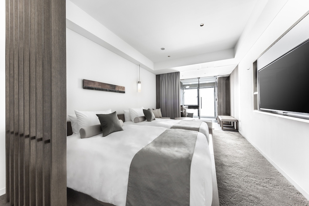 the royal park hotel iconic kyoto