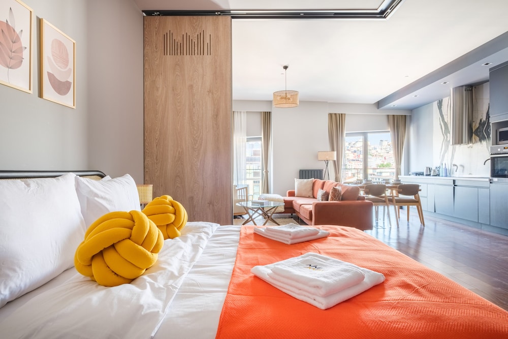 benesta residence by newinn