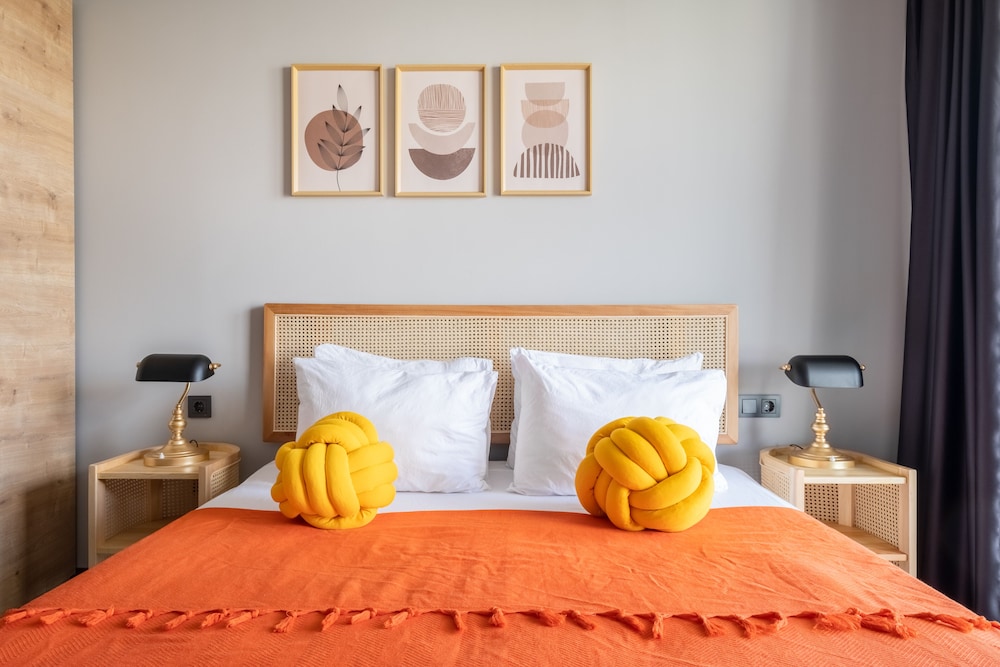 benesta residence by newinn