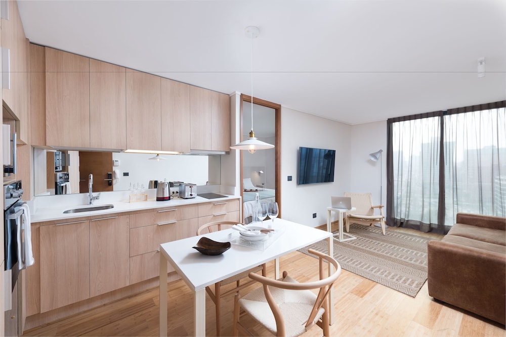 zip housing el golf