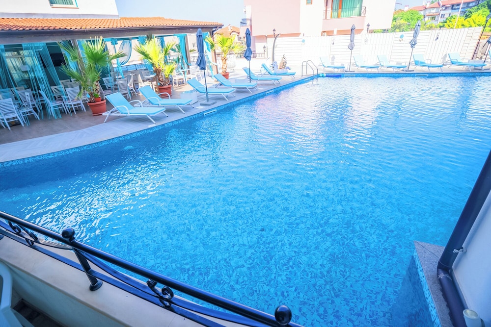 royal calisto hotel