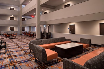 holiday inn express and suites san antonio medical six flags