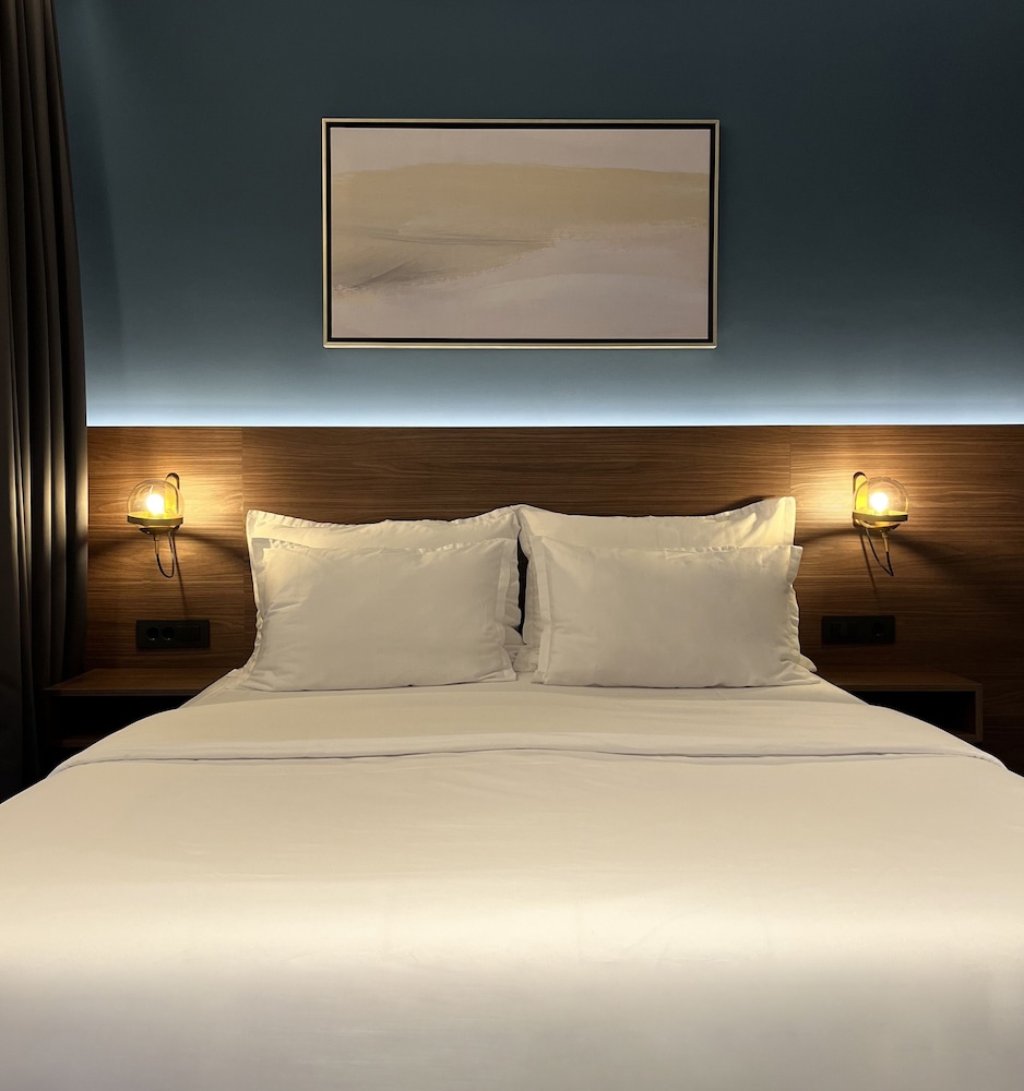 boutique rooms 76