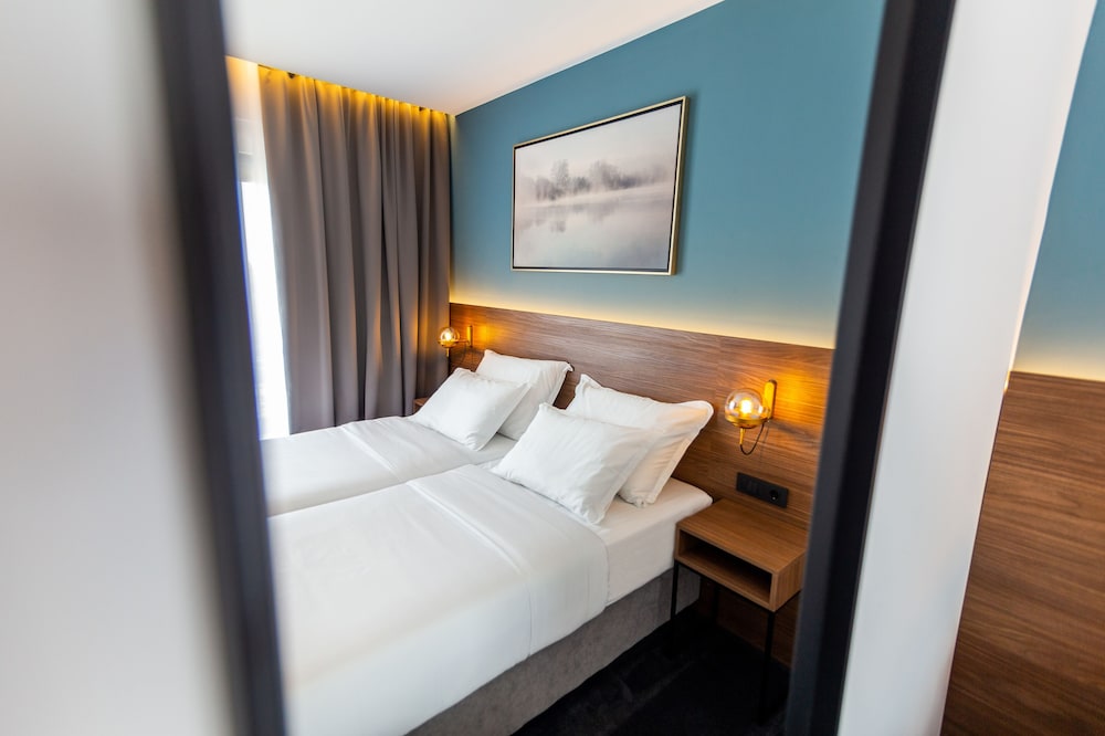 boutique rooms 76