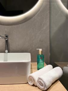 boutique rooms 76