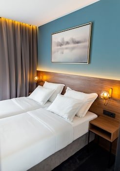 boutique rooms 76