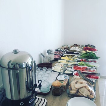 demyra boutique hotel