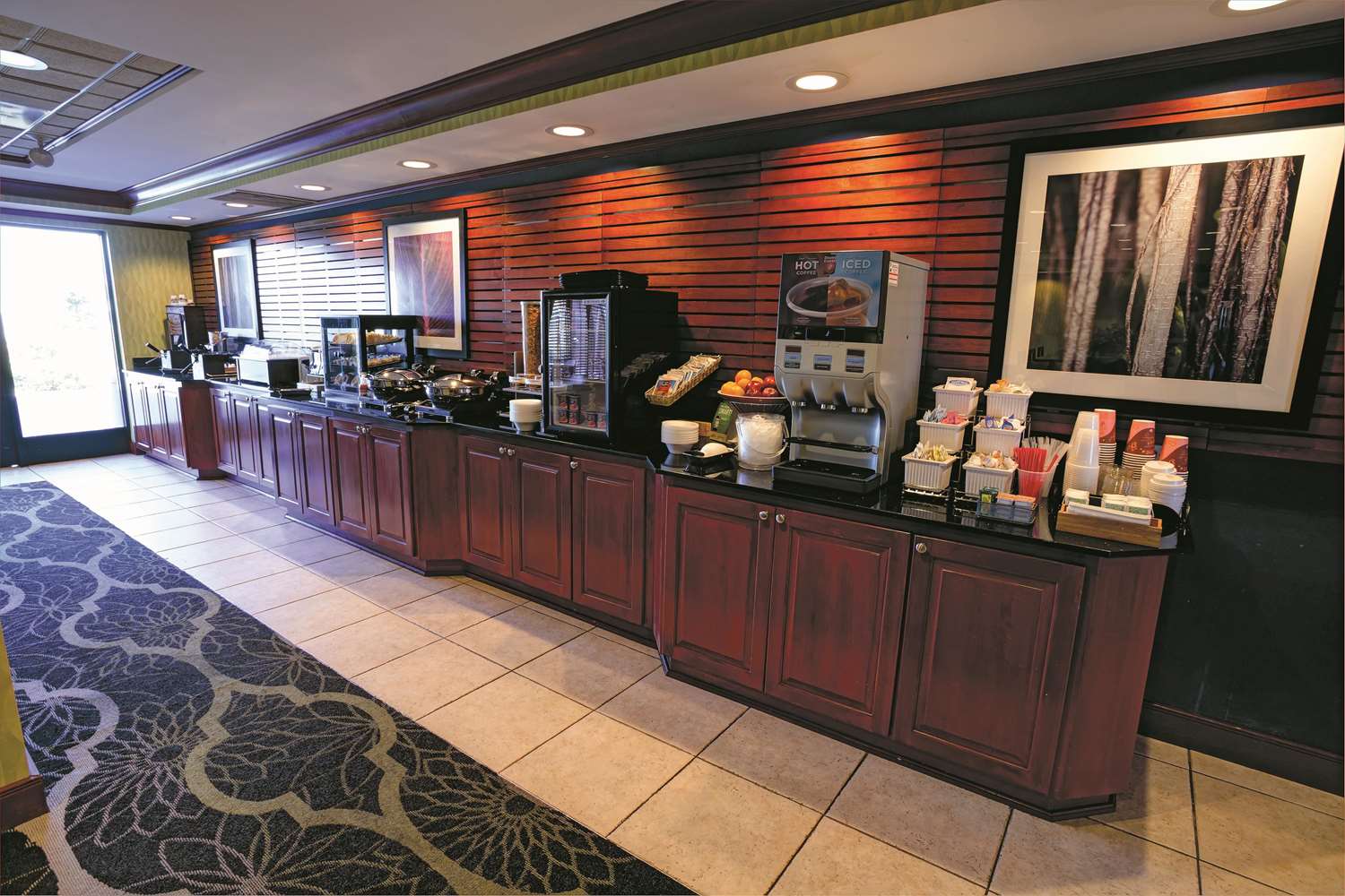 holiday inn express coventry s west warwick area