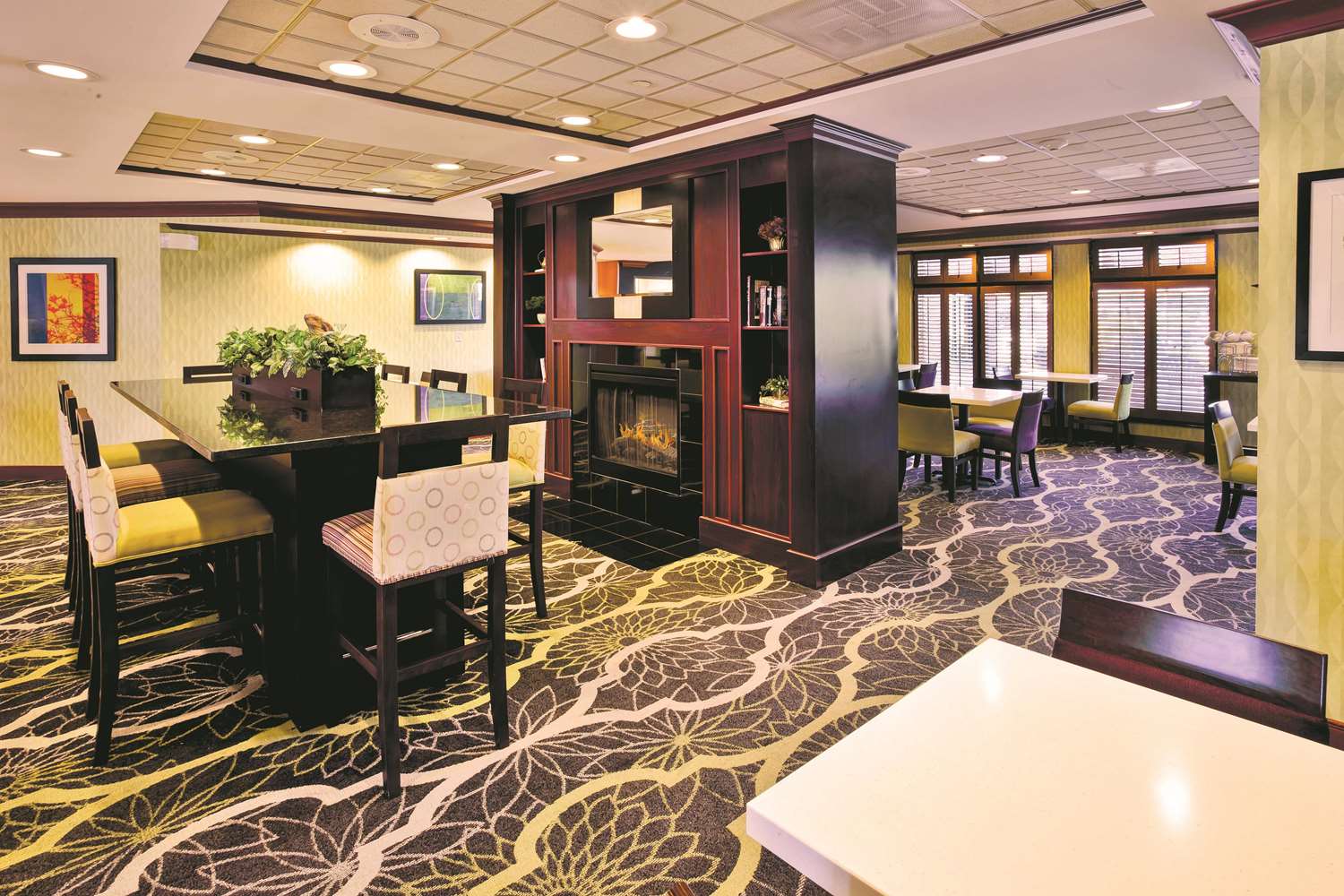 holiday inn express coventry s west warwick area