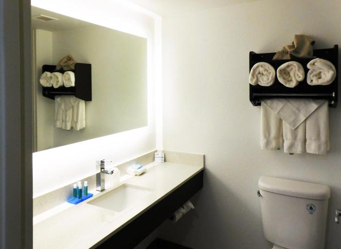 holiday inn express coventry s west warwick area