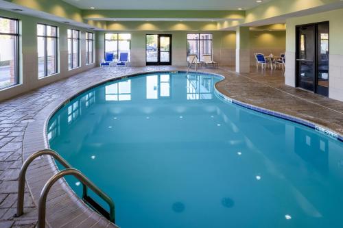 holiday inn express coventry s west warwick area
