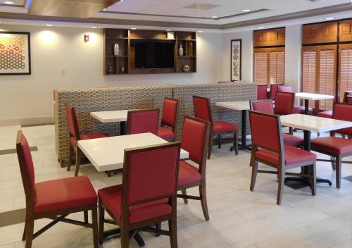 holiday inn express coventry s west warwick area