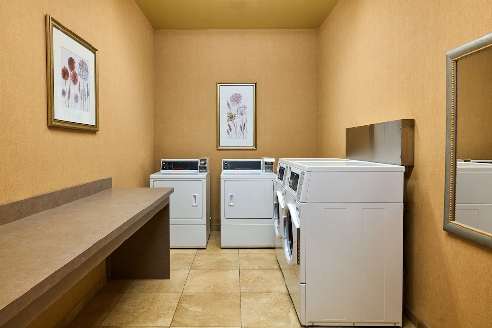 hampton inn and suites providence smithfield